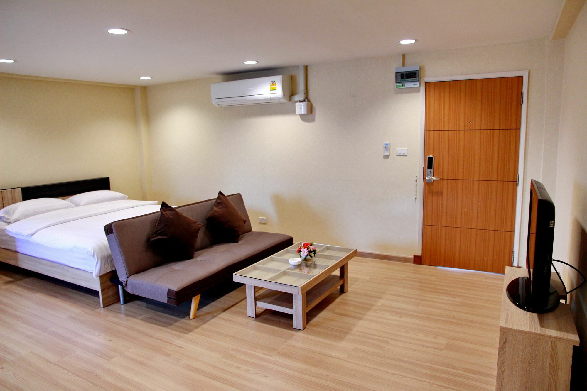 The Kaze 34 Hotel And Serviced Residence Banguecoque Exterior foto